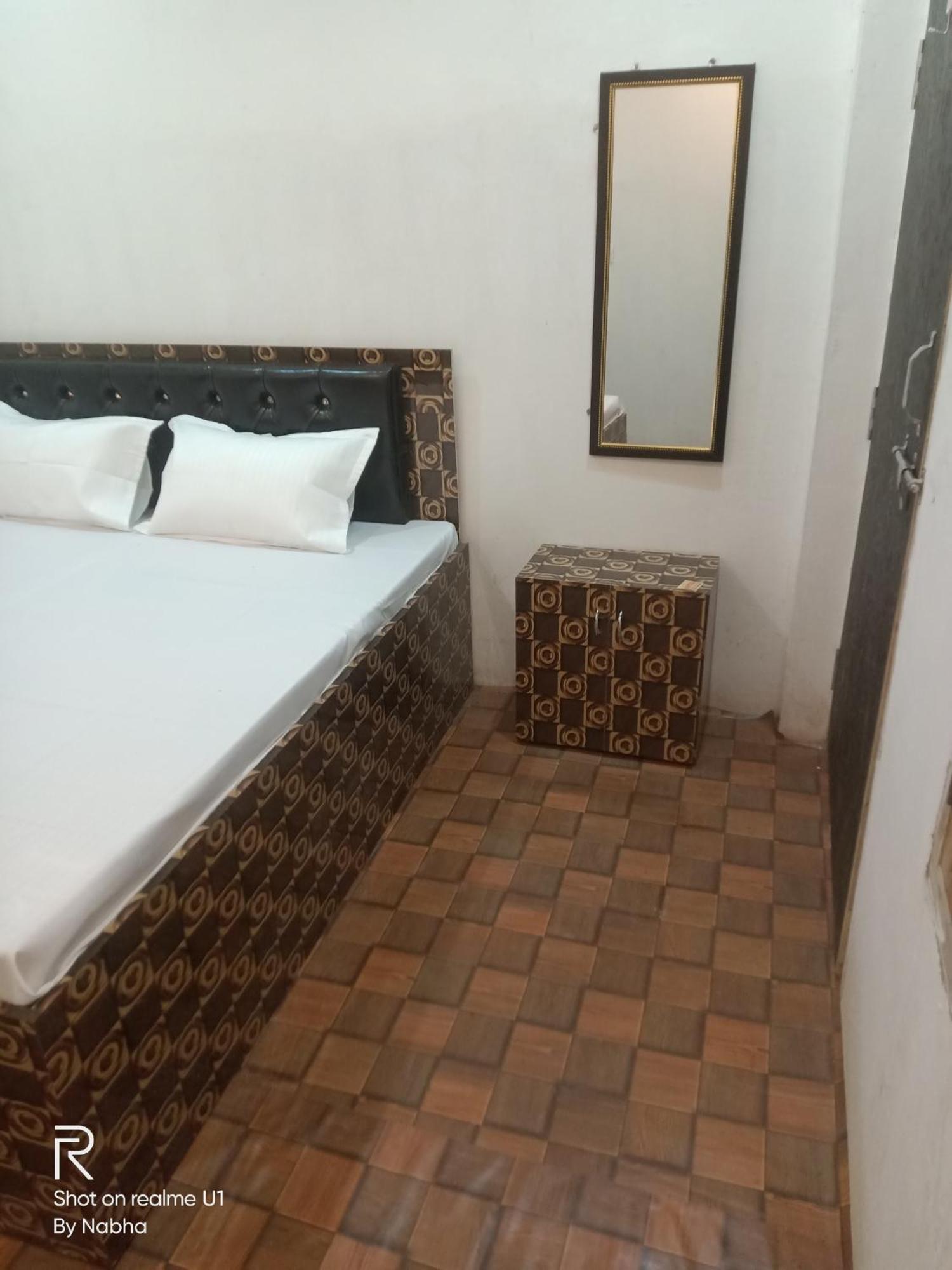Shivaay Home Stay Varanasi Exterior photo
