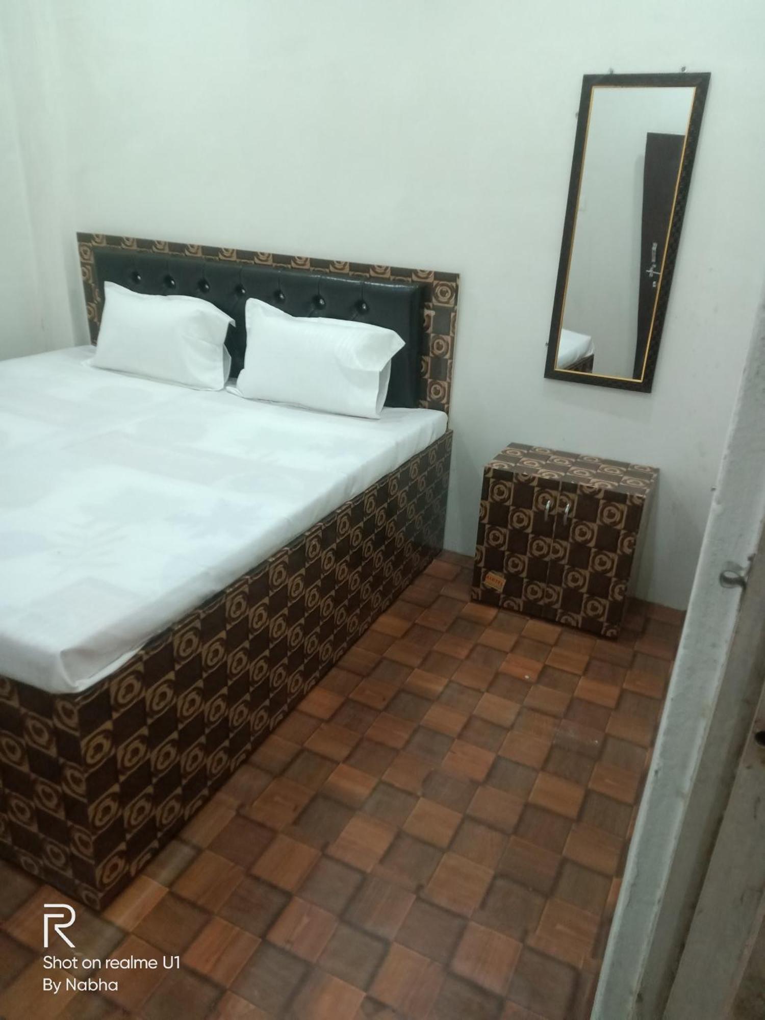 Shivaay Home Stay Varanasi Exterior photo