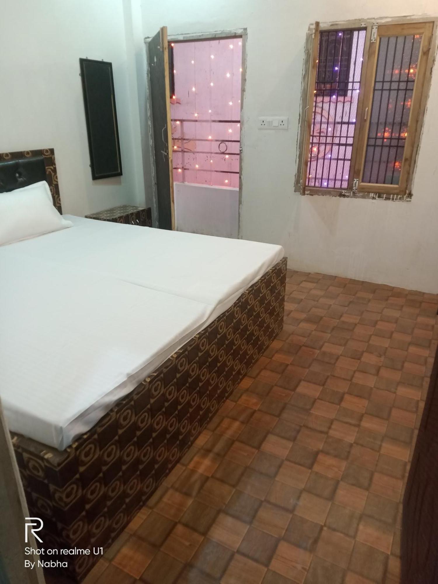 Shivaay Home Stay Varanasi Exterior photo